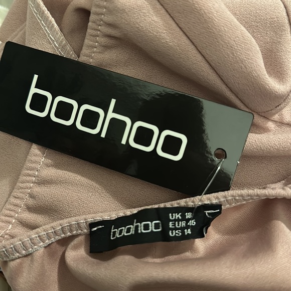 TWIST RUFFLE DETAIL MIDI DRESS - Picture 7 of 8